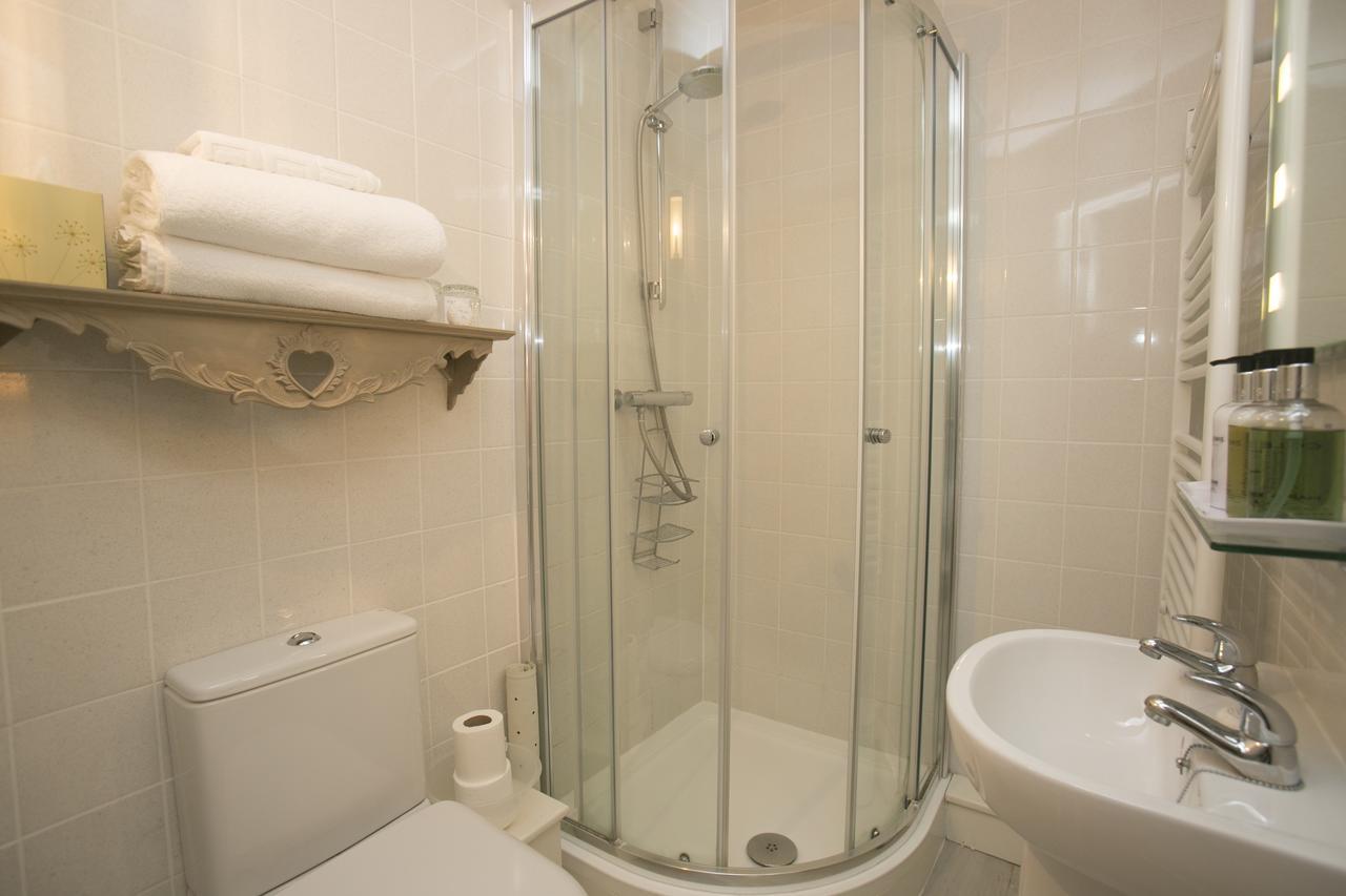 Tudor Cottage B&B Frampton Dorchester Bagian luar foto